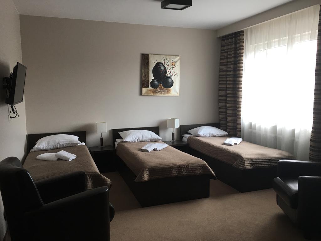 Hotel Zajazd Mazowsze Slupno Kültér fotó