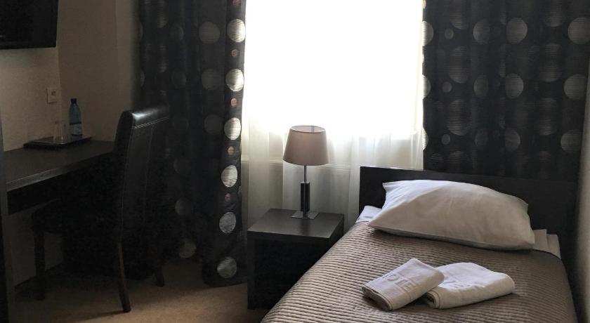 Hotel Zajazd Mazowsze Slupno Kültér fotó